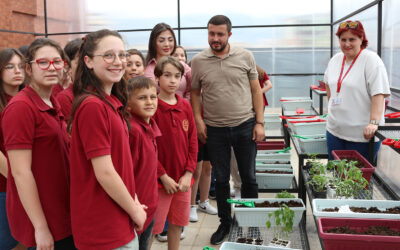 Fëmijët në harmoni me natyrën: aktivitet në shkollën “Kosova” në Tiranë